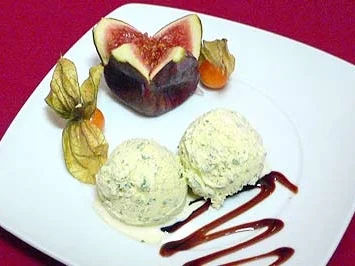 Basilikumeis - Rezept