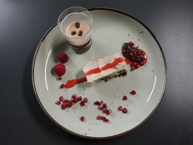Semifreddo al caffè con croccante mit Espresso Martini - Rezept - Bild Nr. 17586