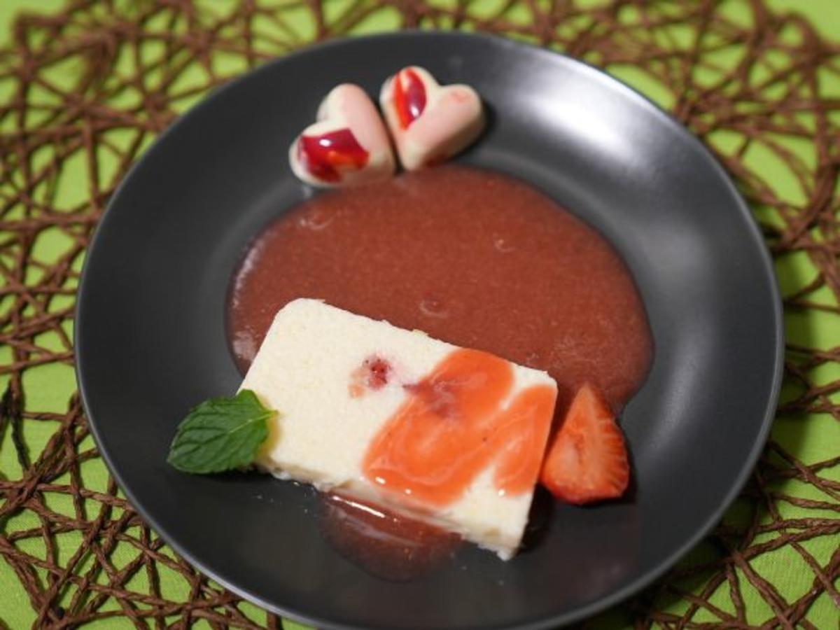 Grießflammerie mit Erdbeersoße - Rezept - Bild Nr. 2