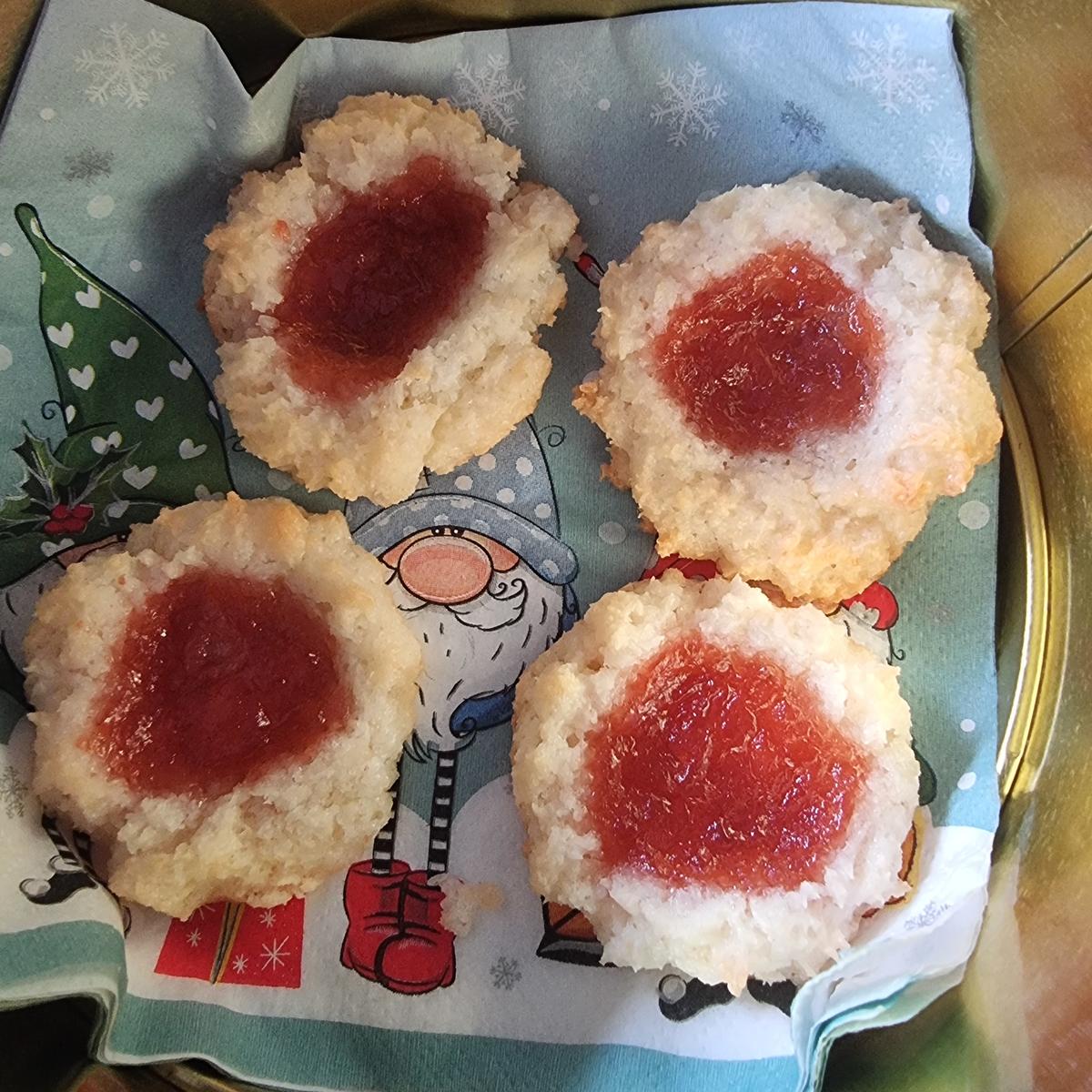 Rezept: Kokos-Kirsch-Makronen Bild Nr. 17595 Kokos-Kirsch-Makronen - Rezept - Bild Nr. 17595