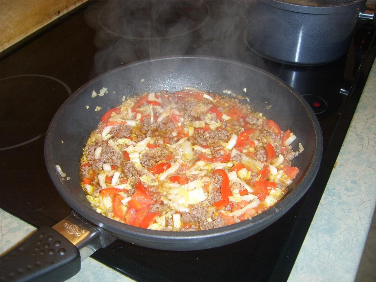 Rezept: Chinakohl mit Paprika und Spiralnudeln Bild Nr. 17591 Chinakohl mit Paprika und Spiralnudeln - Rezept - Bild Nr. 17591