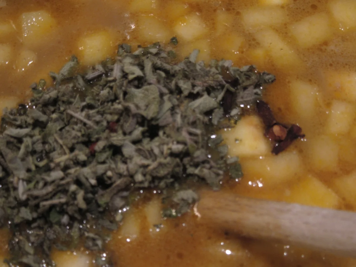 Suppe: Parsnip & Apple Soup - Rezept - Bild Nr. 17589