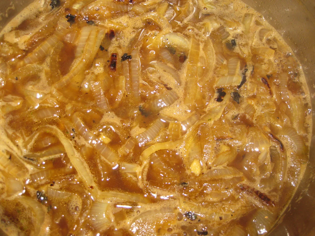 Rezept: Zwiebelsuppe Bild Nr. 17588 Zwiebelsuppe - Rezept - Bild Nr. 17588