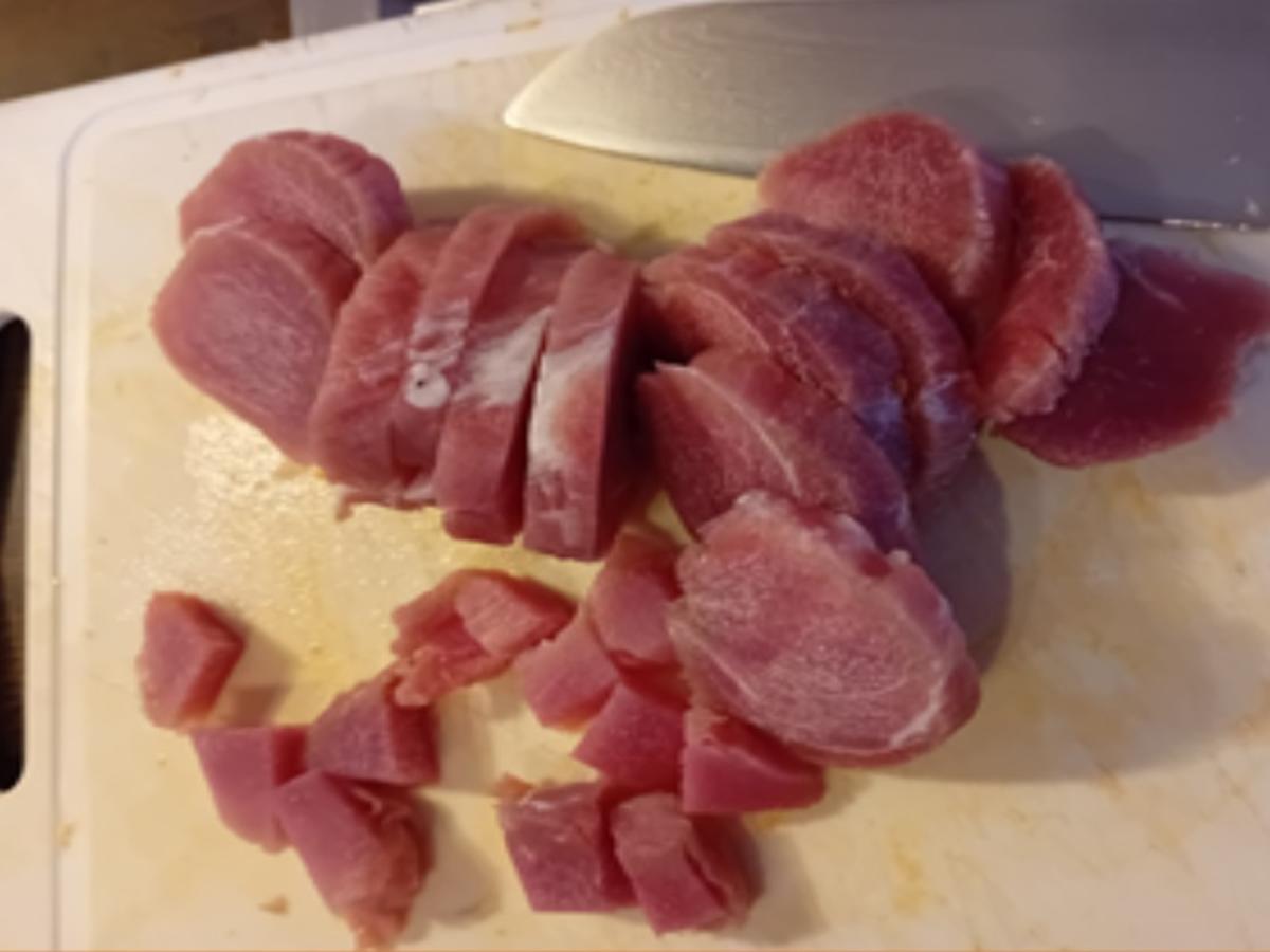 Schweinefilet-Kürbis-Gemüse-Suppe - Rezept - Bild Nr. 17600