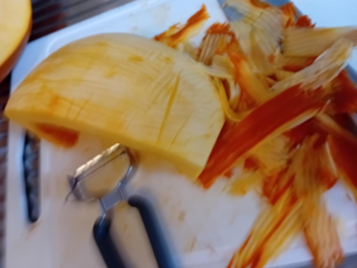 Schweinefilet-Kürbis-Gemüse-Suppe - Rezept - Bild Nr. 17602