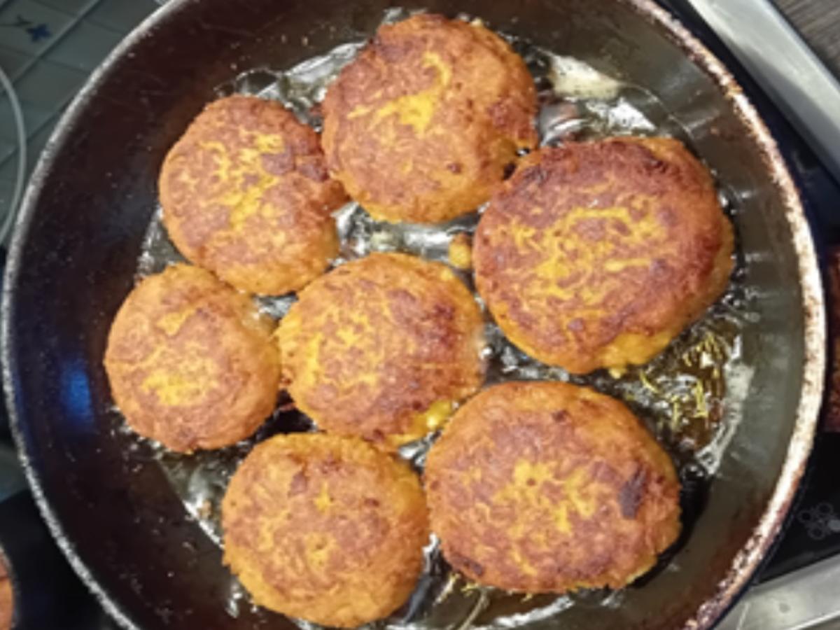 Kürbis-Apfel-Buletten - Rezept - Bild Nr. 17598