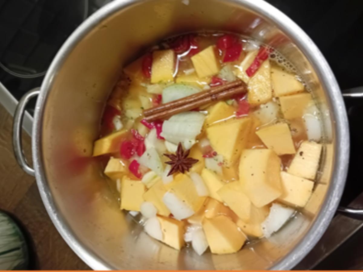 Rezept: Zanderfilet mit Kürbispüree, Drillingen und gerösteter Paprika Bild Nr. 17603 Zanderfilet mit Kürbispüree, Drillingen und gerösteter Paprika - Rezept - Bild Nr. 17603