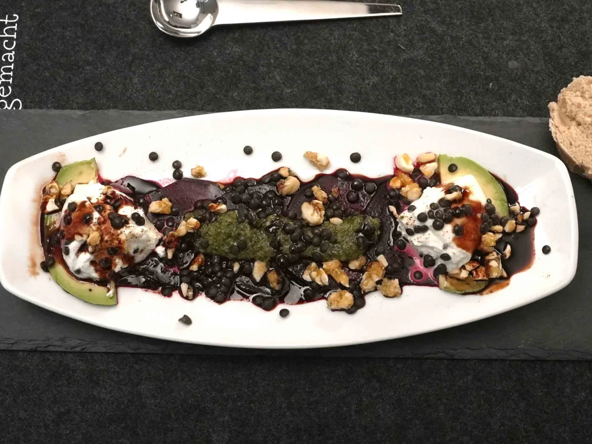 Linsen, Rote Bete und Burrata mit Apfelweinbrot - Rezept - Bild Nr. 17598