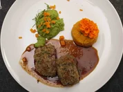 Lammrücken mit Süßkartoffel-Karottenstampf und Erbsenpüree - Rezept - Bild Nr. 17598