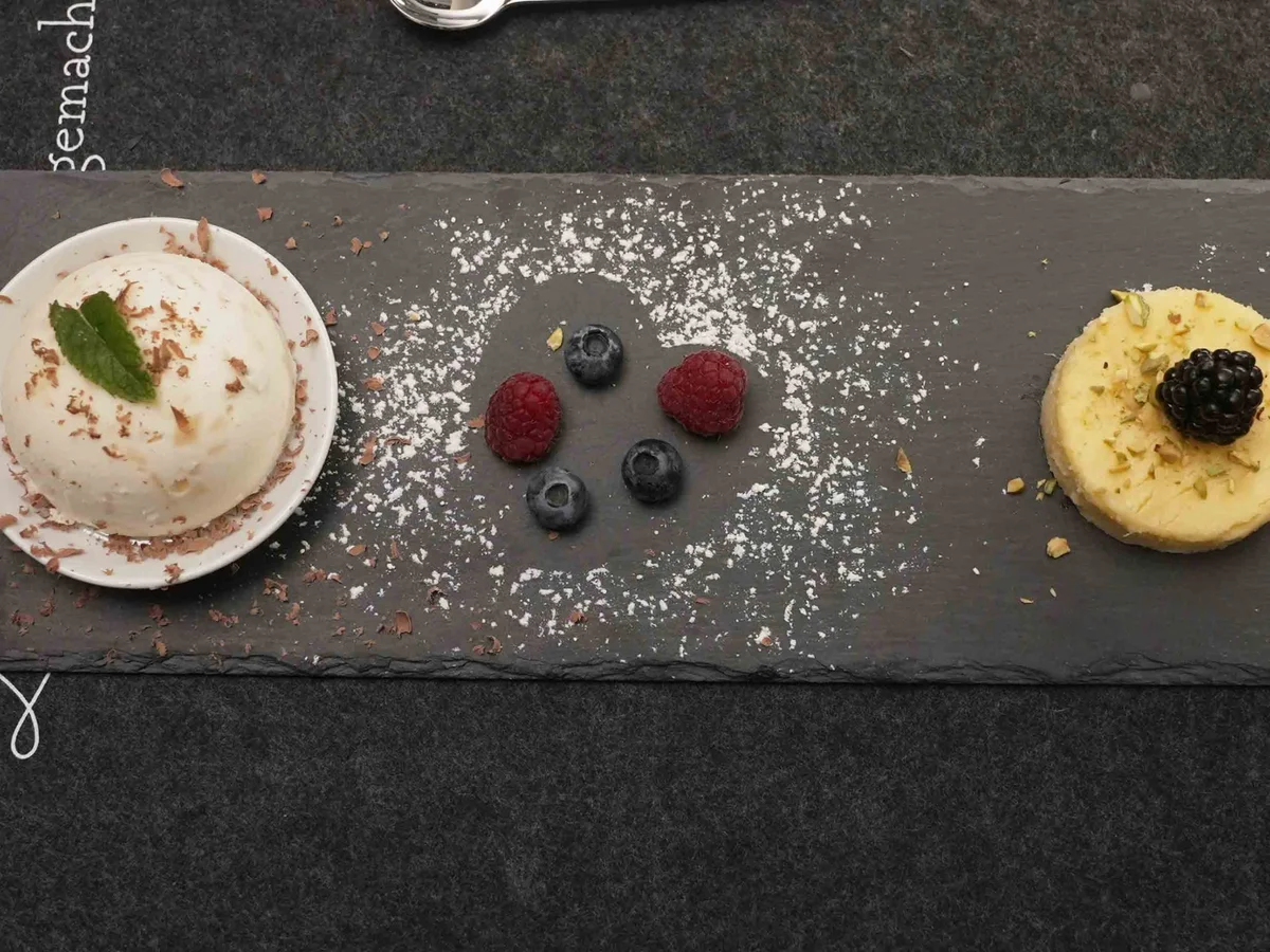 Apfelweineis und Mango-Käse-Törtchen - Rezept - Bild Nr. 2