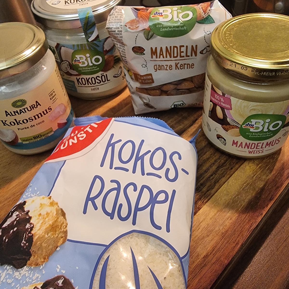 Rezept: Kokospralinen Bild Nr. 17599 Kokospralinen - Rezept - Bild Nr. 17599