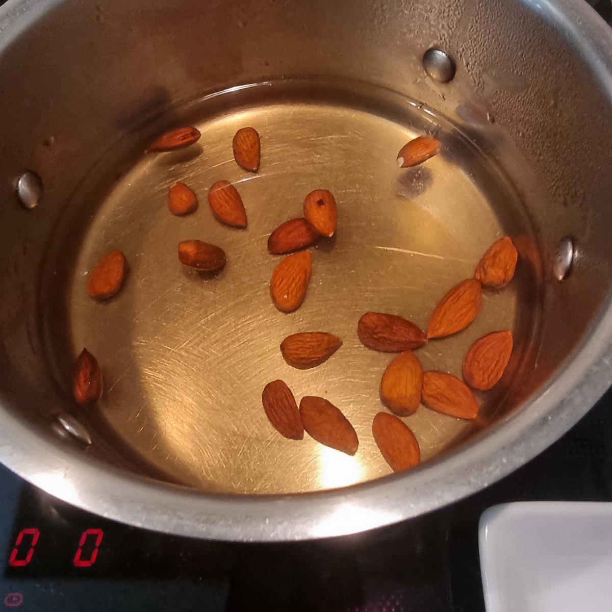 Rezept: Kokospralinen Bild Nr. 17604 Kokospralinen - Rezept - Bild Nr. 17604