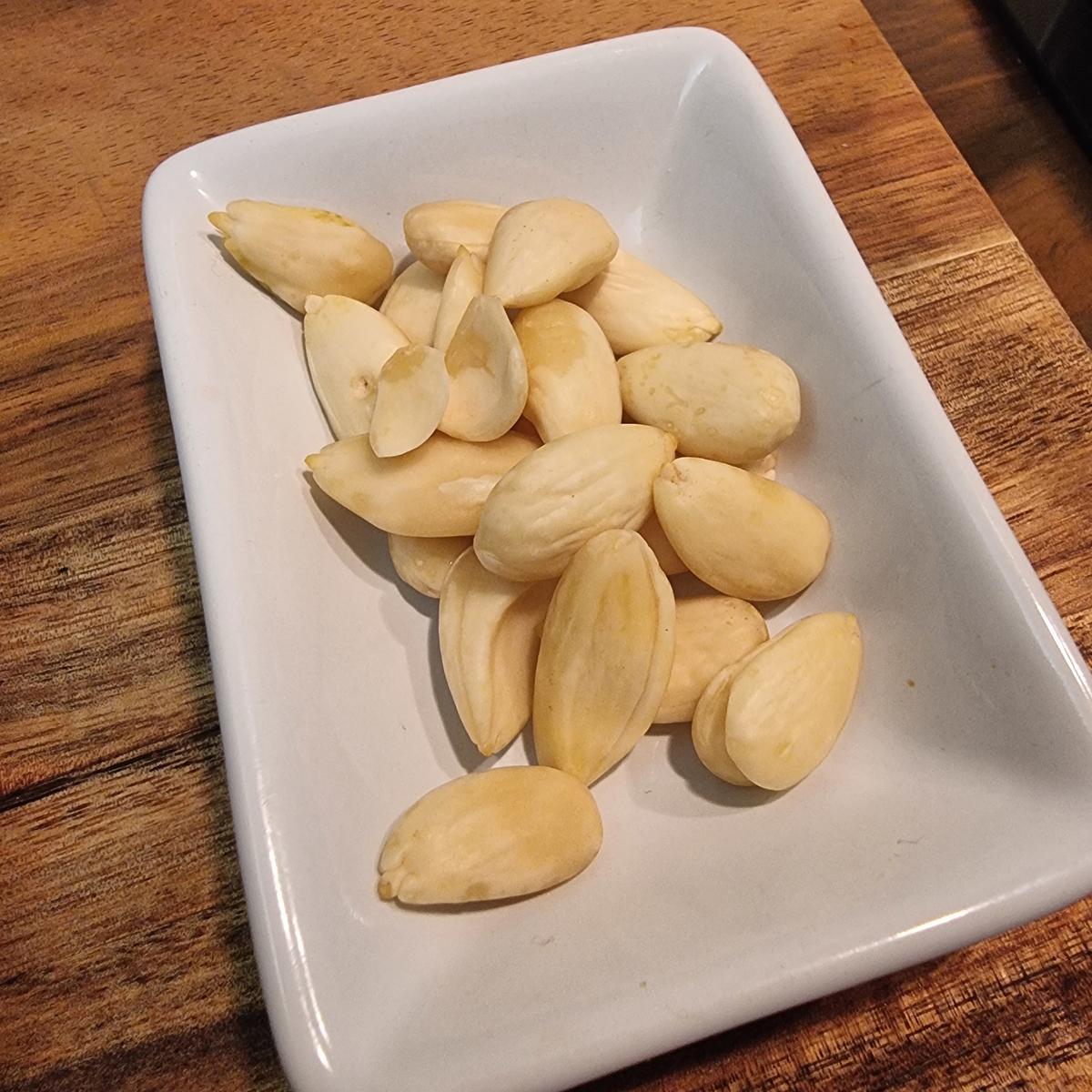 Rezept: Kokospralinen Bild Nr. 17605 Kokospralinen - Rezept - Bild Nr. 17605