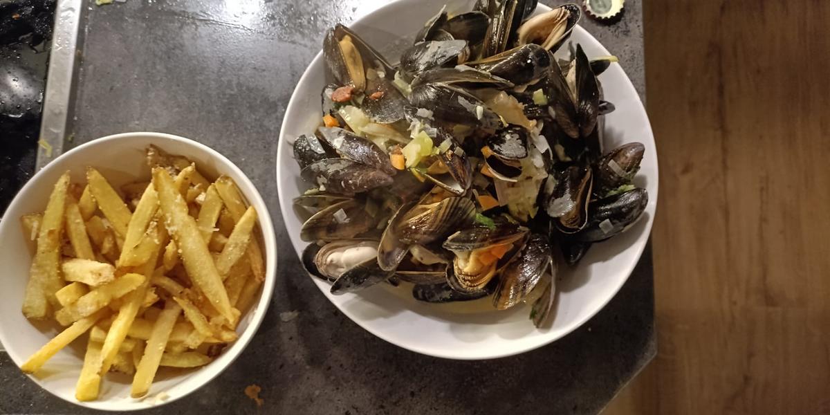 Rezept: Moules frites mit selbsgemachten Pommes Bild Nr. 2 Moules frites mit selbsgemachten Pommes - Rezept - Bild Nr. 2
