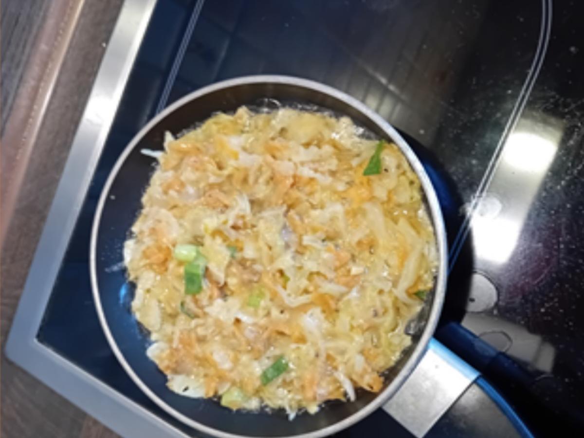 Weißkohl Gemüse Puffer mit pikanten Dip - einfach - von MausVoh Weißkohl Gemüse Puffer mit pikanten Dip - einfach - von MausVoh