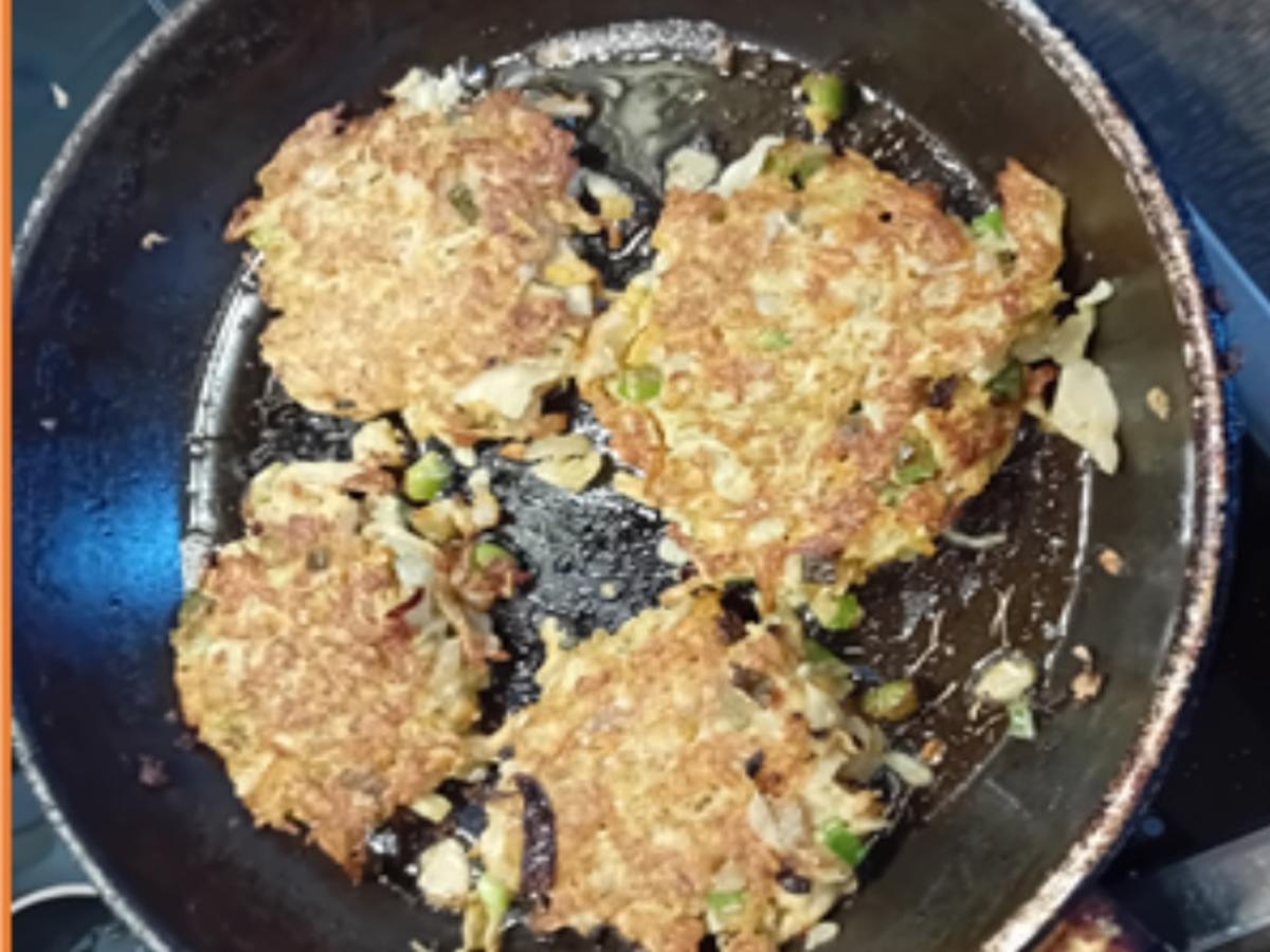 Weißkohl Gemüse Puffer mit pikanten Dip - einfach - von MausVoh Weißkohl Gemüse Puffer mit pikanten Dip - einfach - von MausVoh