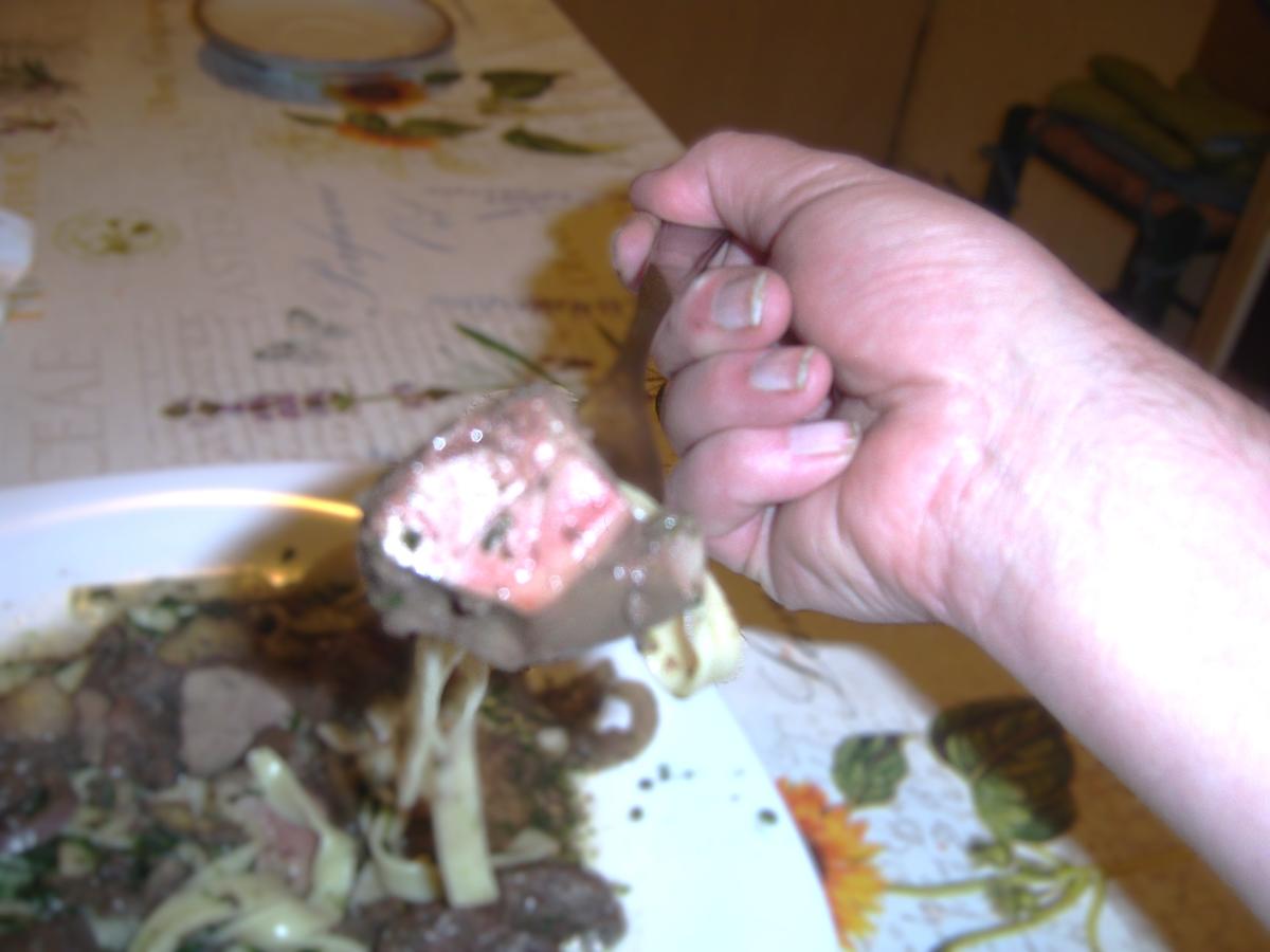 Rezept: Truthahnleber mit Spinatbandnudeln Bild Nr. 3 Truthahnleber mit Spinatbandnudeln - Rezept - Bild Nr. 3