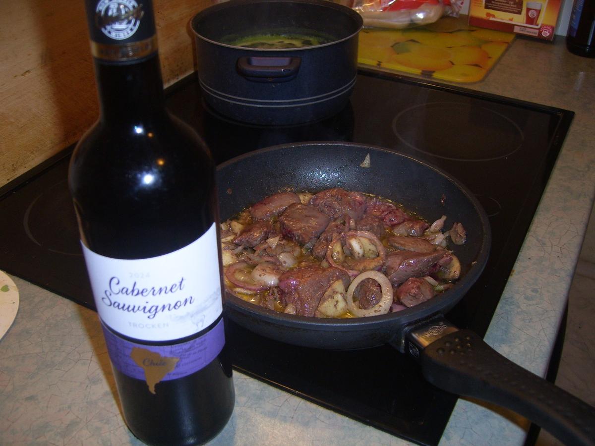 Rezept: Truthahnleber mit Spinatbandnudeln Bild Nr. 5 Truthahnleber mit Spinatbandnudeln - Rezept - Bild Nr. 5