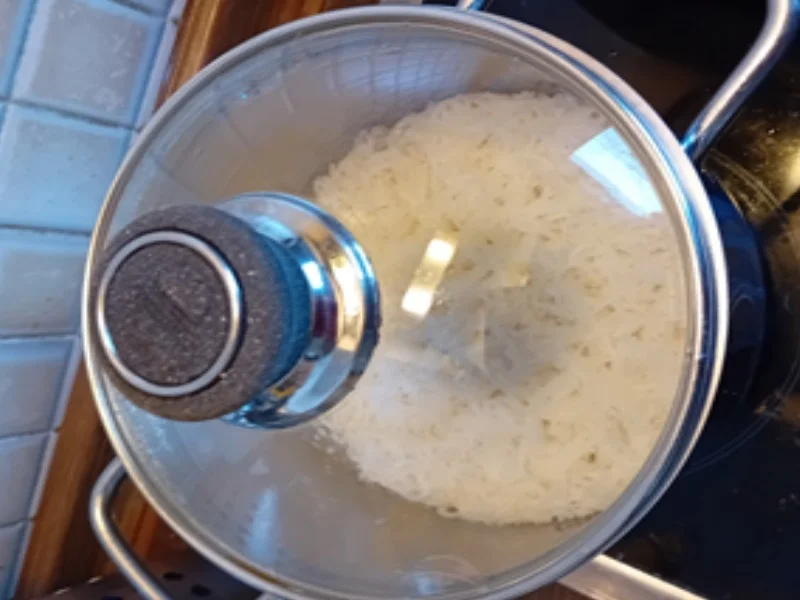 Zweimal gegartes Schweinefilet mit Paprika-Zwiebel-Gemüse und Basmatireis - Rezept - Bild Nr. 13