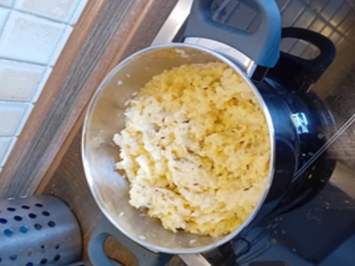Schinken im Brotteig mit Kraut nach böhmischer Art und Sahne-Meerrettich - Rezept - Bild Nr. 5