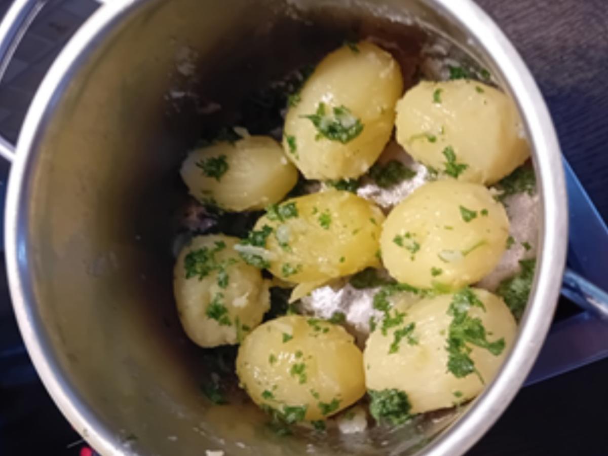 Wirsingrouladen mit Drillingen - Rezept - Bild Nr. 12