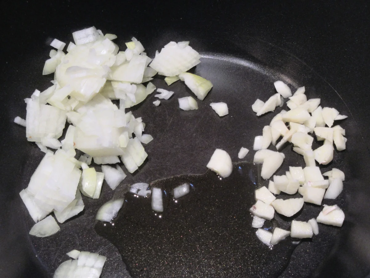 Geflügel: Hühnerklößchen - Rezept - Bild Nr. 17599