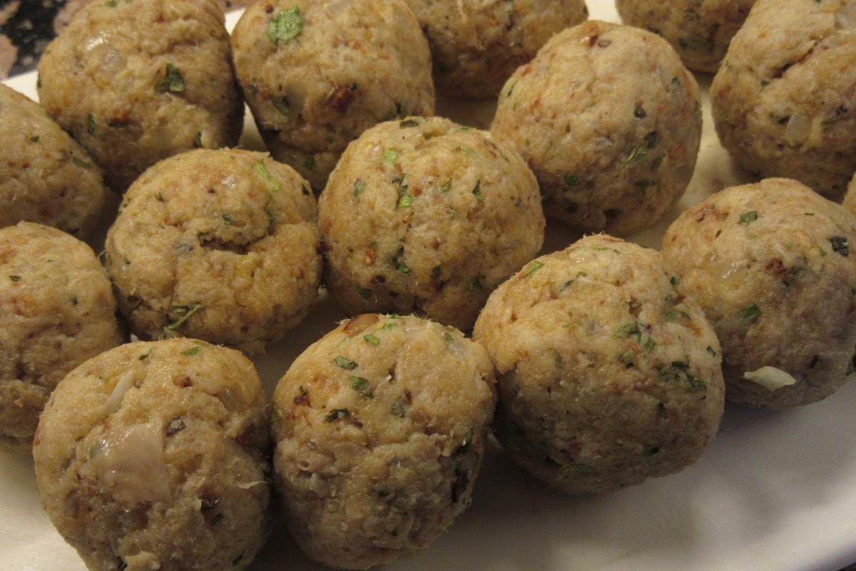 Rezept: Geflügel: Hühnerklößchen Bild Nr. 17603 Geflügel: Hühnerklößchen - Rezept - Bild Nr. 17603