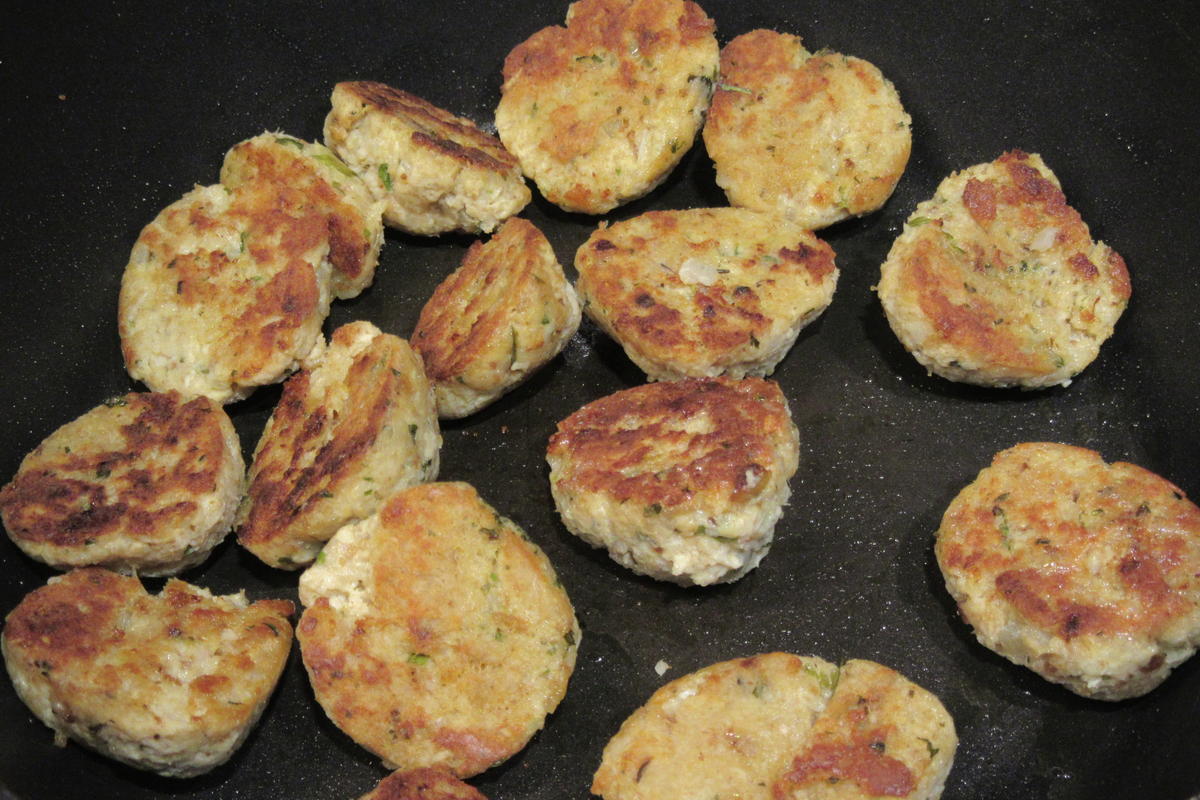 Rezept: Geflügel: Hühnerklößchen Bild Nr. 17606 Geflügel: Hühnerklößchen - Rezept - Bild Nr. 17606