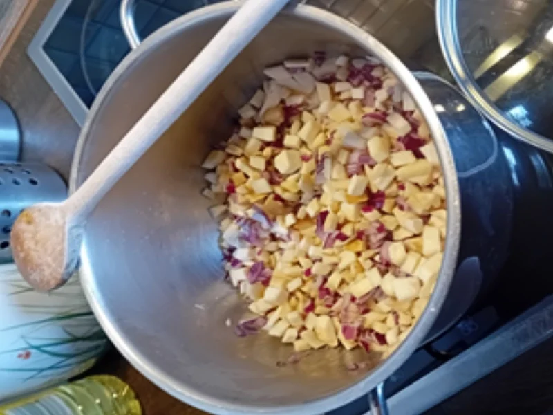 Steinpilz-Rahm-Suppe mit asiatischer Note - Rezept - Bild Nr. 17601