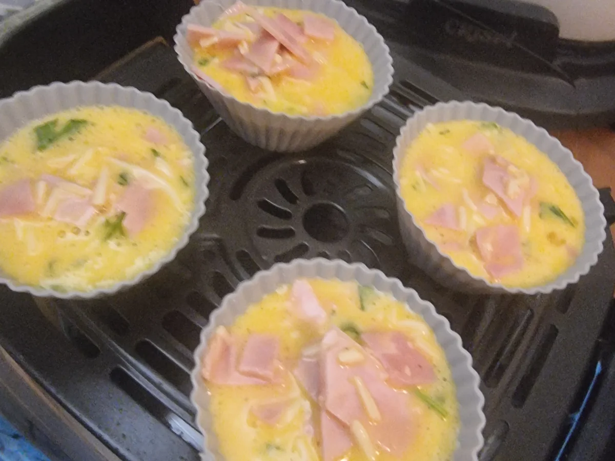 Rezept: Mini-Quiches Bild Nr. 17604 Mini-Quiches - Rezept - Bild Nr. 17604