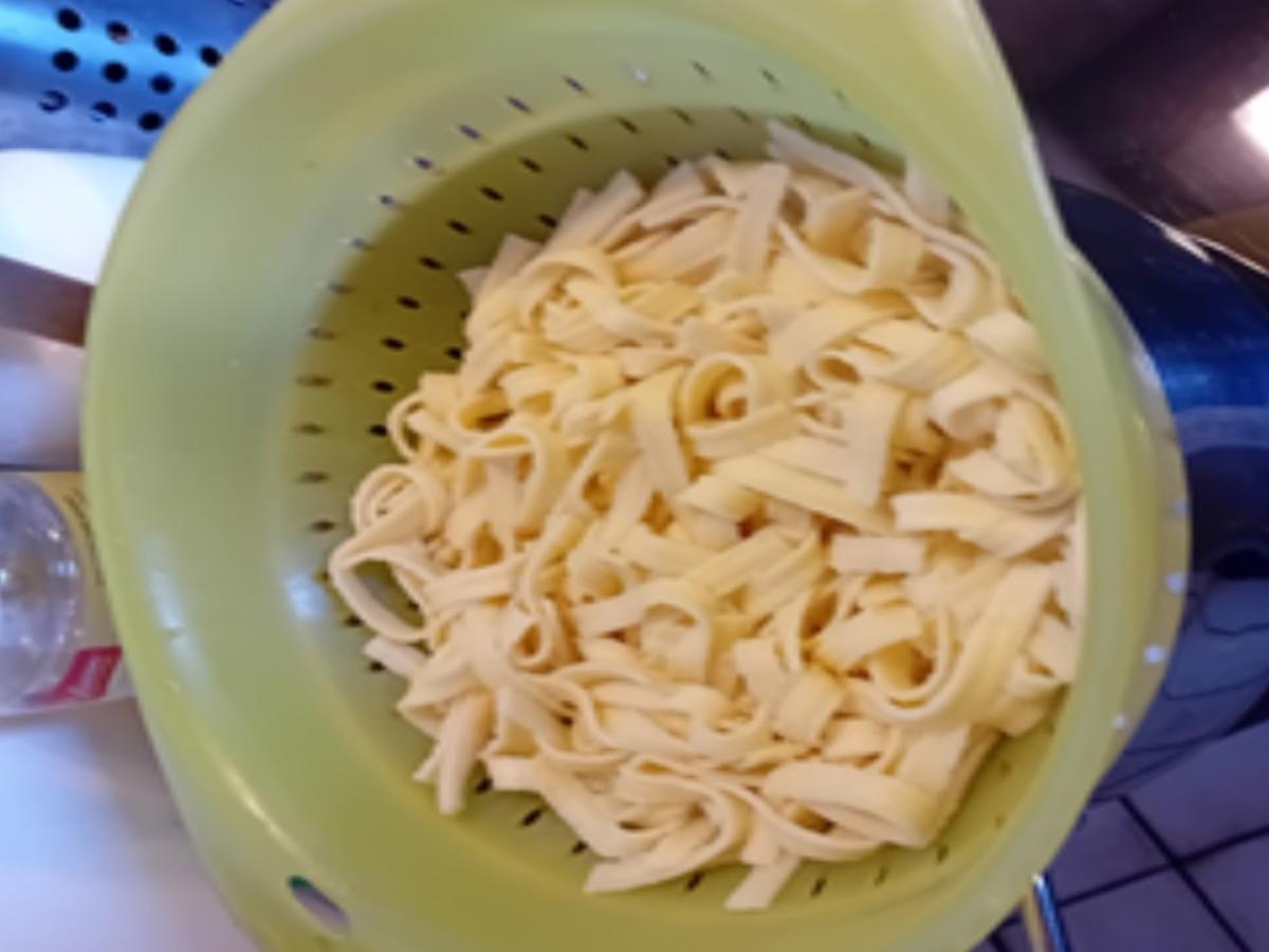 Rahmsteinpilzpfanne mit schwäbischen Bandnudeln - Rezept - Bild Nr. 17608