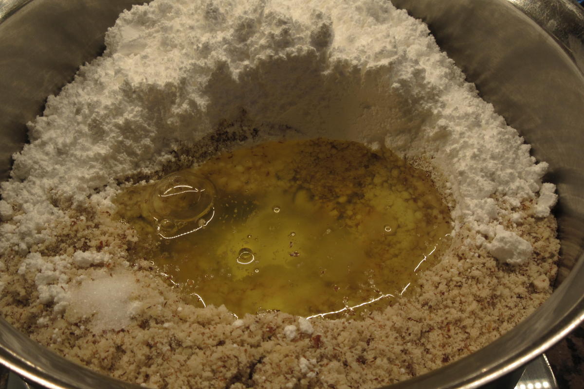 Rezept: Plätzchen: Mandelmakronen mit Orangenmarmelade Bild Nr. 17599 Plätzchen: Mandelmakronen mit Orangenmarmelade - Rezept - Bild Nr. 17599