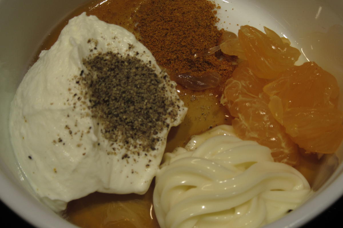 Rezept: Salate: Blumenkohlsalat mit Mandarinen und Lachs Bild Nr. 17599 Salate: Blumenkohlsalat mit Mandarinen und Lachs - Rezept - Bild Nr. 17599