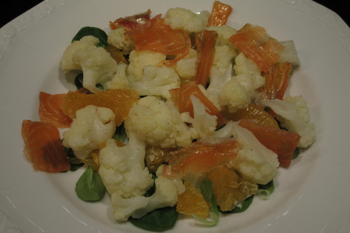 Rezept: Salate: Blumenkohlsalat mit Mandarinen und Lachs Bild Nr. 17602 Salate: Blumenkohlsalat mit Mandarinen und Lachs - Rezept - Bild Nr. 17602