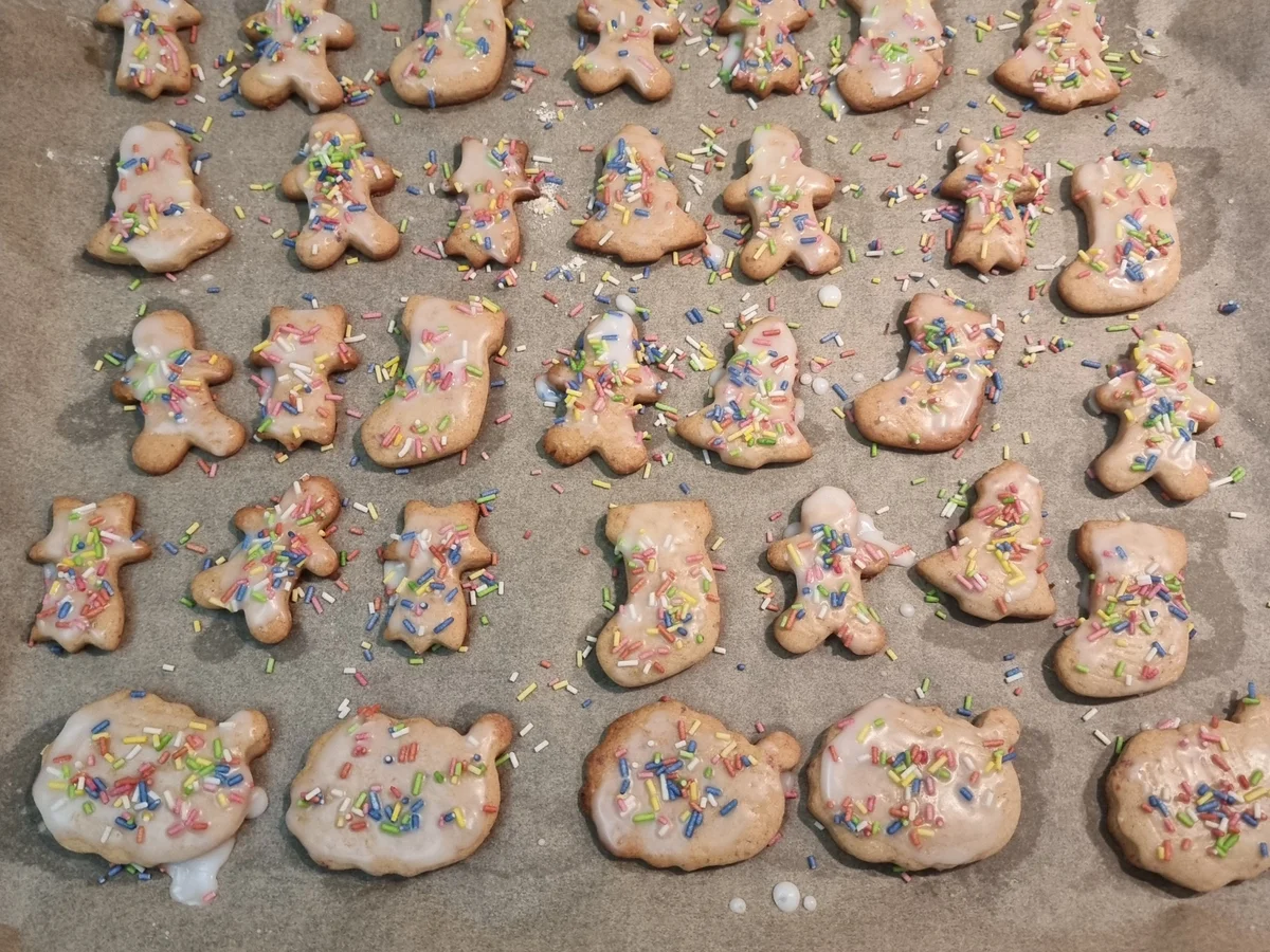 Bunte Weihnachtskekse - Rezept - Bild Nr. 17615