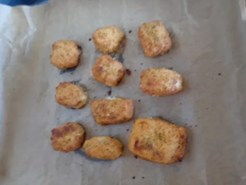 Kibbelinge mit Pommes Frites und Chinakohlsalat - Rezept - Bild Nr. 5