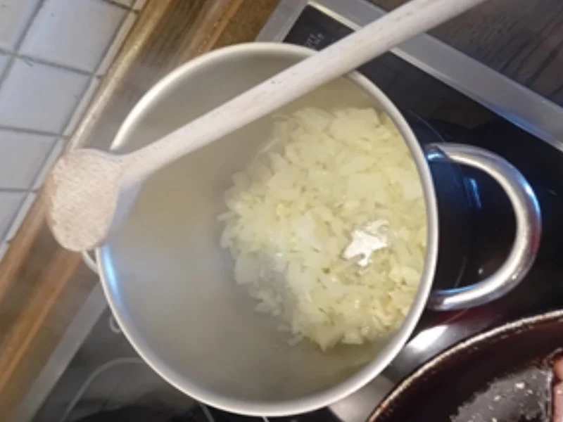 Gebräunter Leberkäse mit würzigen Rahmspinat und Drillingen - Rezept - Bild Nr. 17607