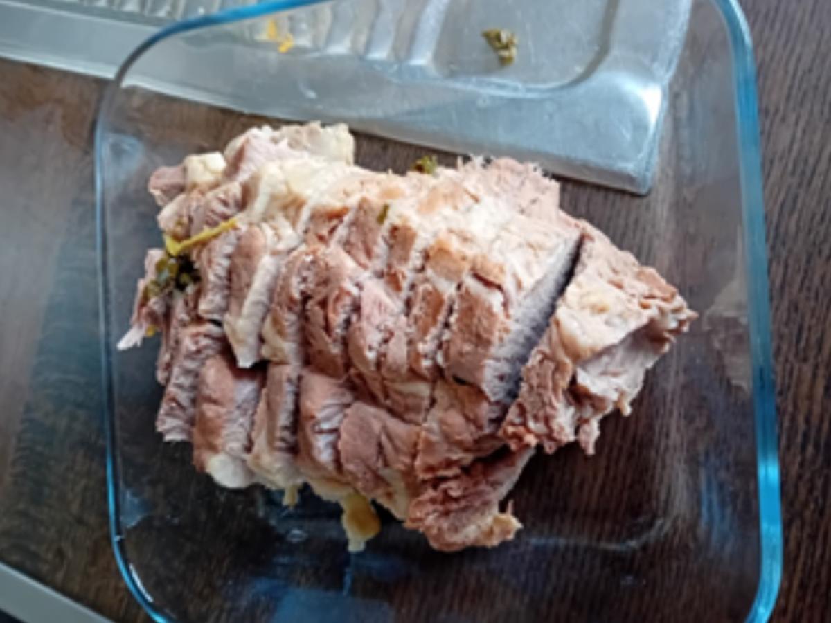 Rezept: Braunkohl-Gemüsezwiebel mit deftiger Fleisch-Wurst-Einlage und Drillingen Bild Nr. 20 Braunkohl-Gemüsezwiebel mit deftiger Fleisch-Wurst-Einlage und Drillingen - Rezept - Bild Nr. 20