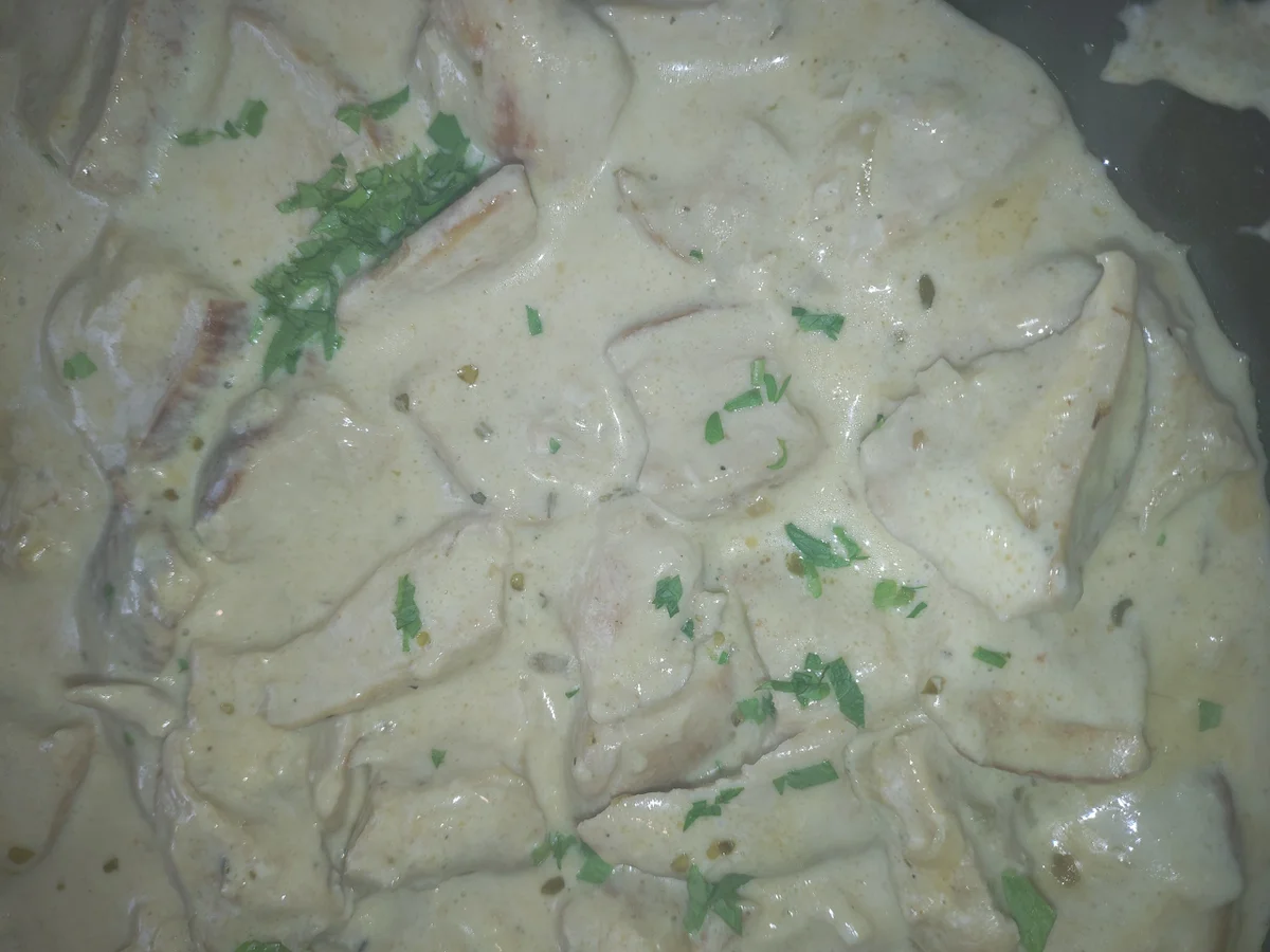 Hähnchenbrust in cremiger Soße - Rezept - Bild Nr. 17604