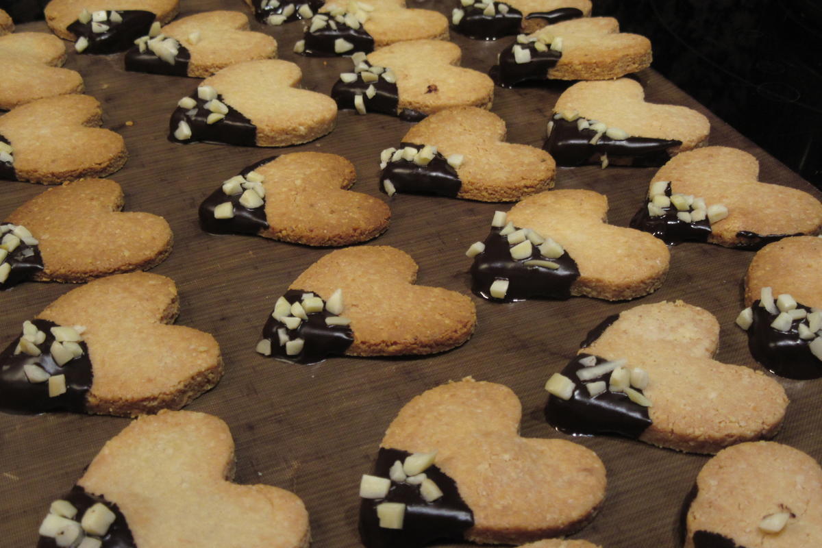 Rezept: Plätzchen: Mandelherzen Bild Nr. 17606 Plätzchen: Mandelherzen - Rezept - Bild Nr. 17606