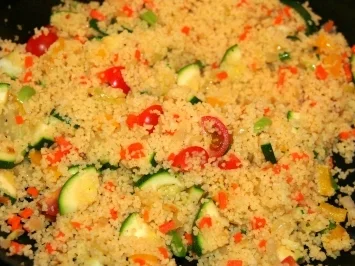 Gemüse Couscous in Paprika - Rezept