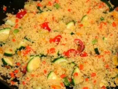 Gemüse Couscous in Paprika - Rezept