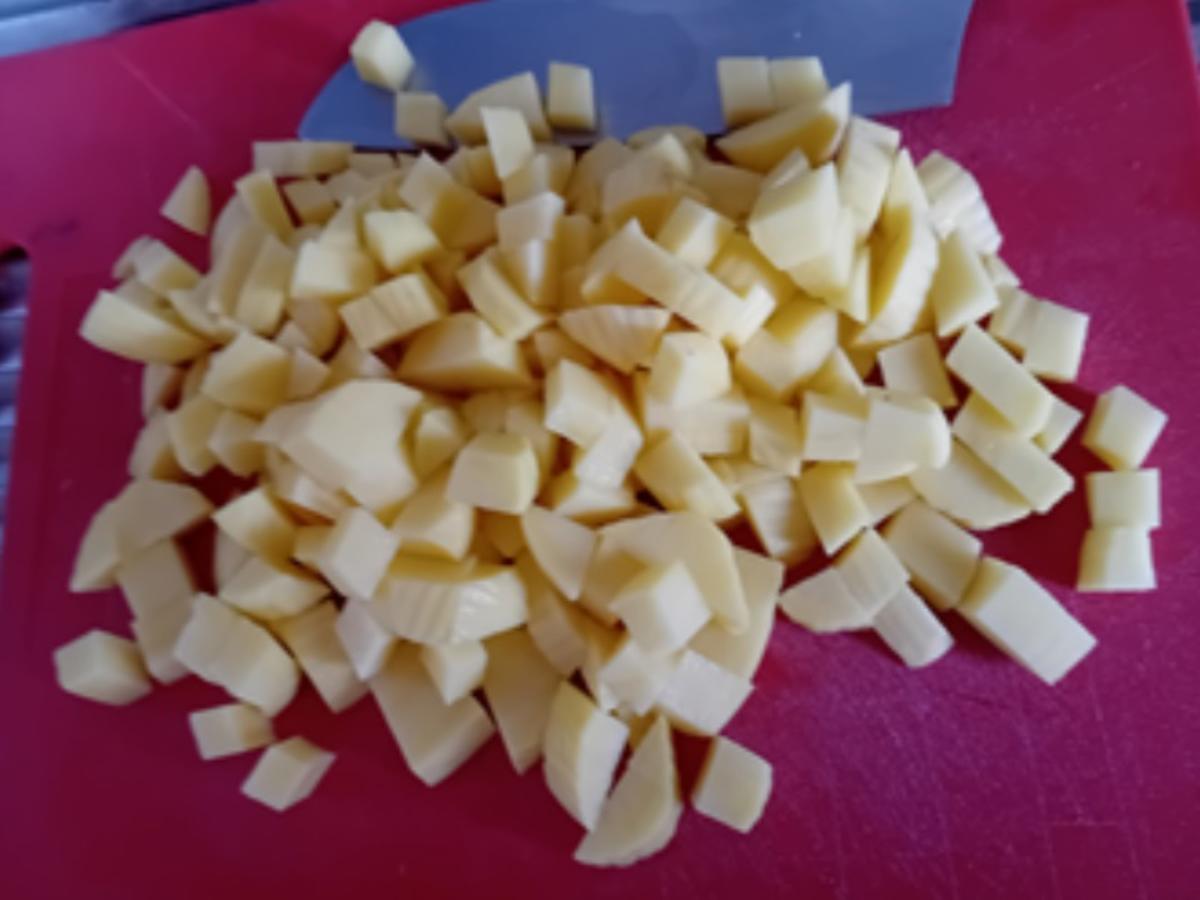 Möhren-Kartoffel-Suppe mir Würstcheneinlage - Rezept - Bild Nr. 5