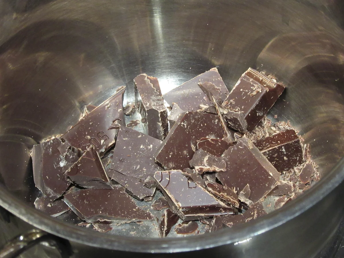 Rezept: Konfekt: Nusskugeln Bild Nr. 17606 Konfekt: Nusskugeln - Rezept - Bild Nr. 17606