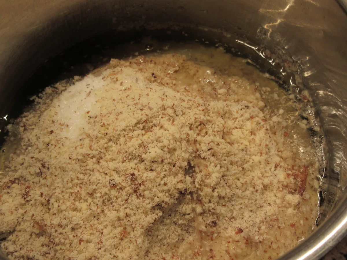 Rezept: Konfekt: Nusskugeln Bild Nr. 17607 Konfekt: Nusskugeln - Rezept - Bild Nr. 17607