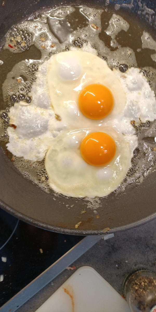 Mein perfektes Spiegelei zum Frühstück mit Champignons - Rezept - Bild Nr. 17606