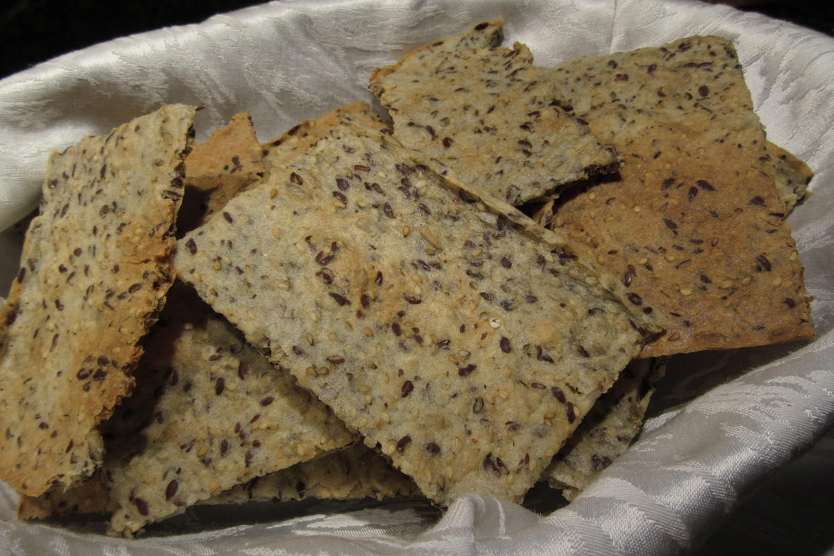 Rezept: Brot: Glutenfreies Knäckebrot 2.0 Bild Nr. 2 Brot: Glutenfreies Knäckebrot 2.0 - Rezept - Bild Nr. 2