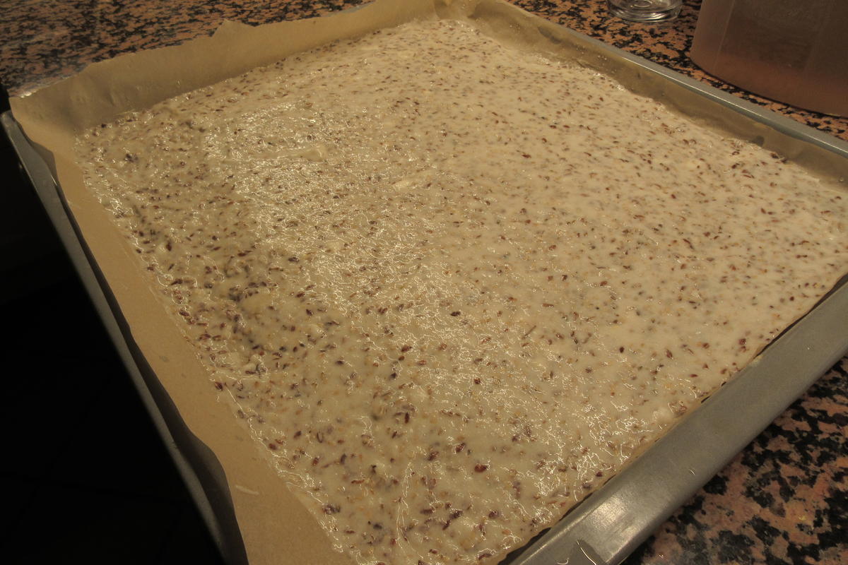 Rezept: Brot: Glutenfreies Knäckebrot 2.0 Bild Nr. 5 Brot: Glutenfreies Knäckebrot 2.0 - Rezept - Bild Nr. 5