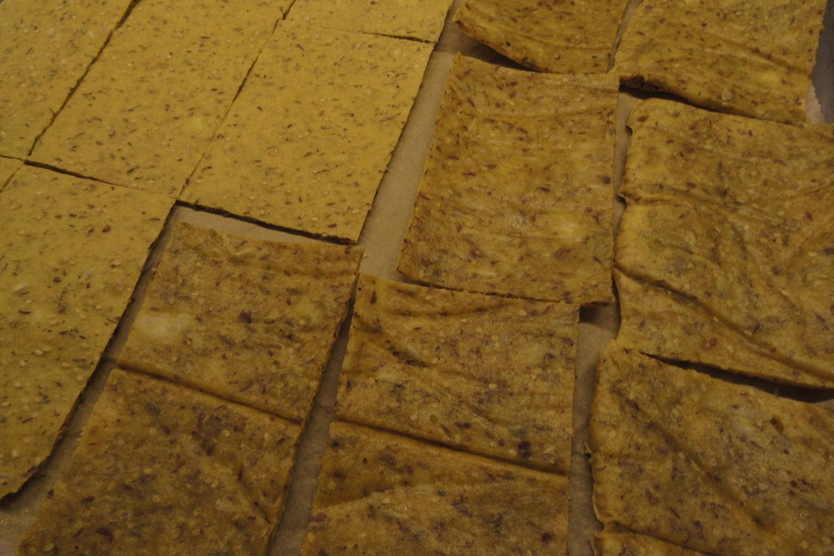 Rezept: Brot: Glutenfreies Knäckebrot 2.0 Bild Nr. 6 Brot: Glutenfreies Knäckebrot 2.0 - Rezept - Bild Nr. 6