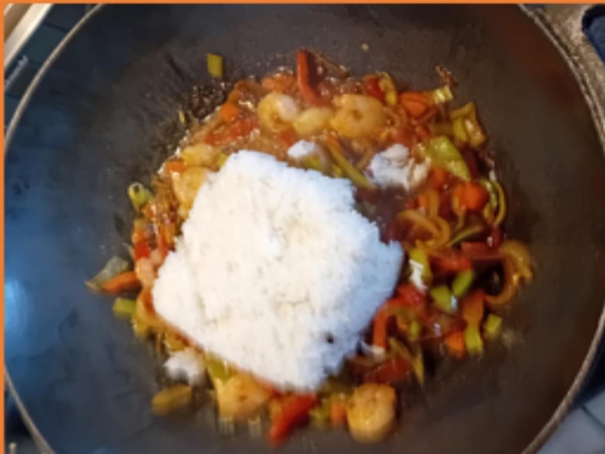 Nasi Goreng mit Garnelen mit Gemüsemix - Rezept - Bild Nr. 17617